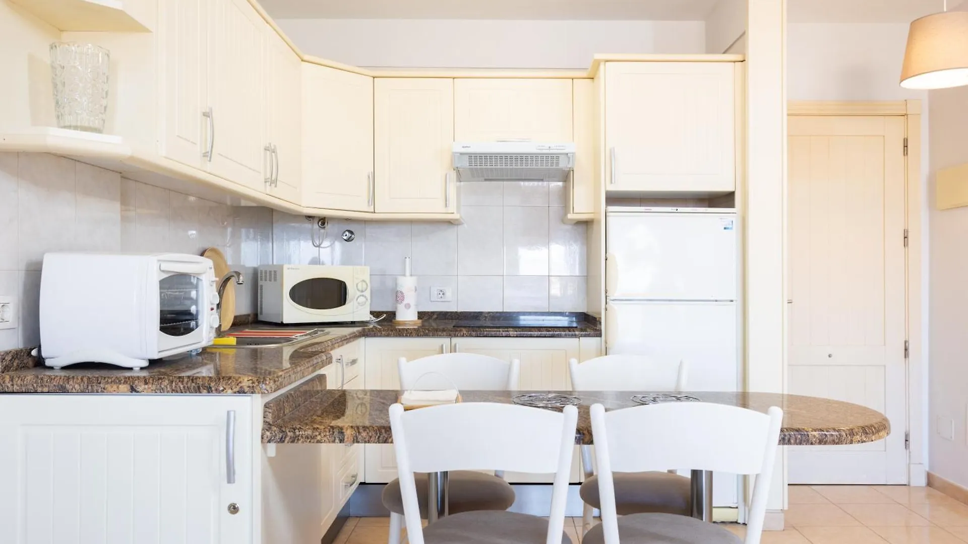 Home2Book Chic Coastal Retreat Playa La Arena Puerto de Santiago Apartman